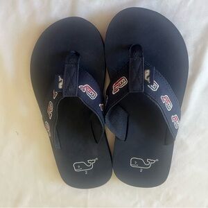 Vineyard Vines Kids Flip Flops Size 2 Navy Whale Sandals